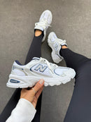New balance 530 - Branco/ marinho
