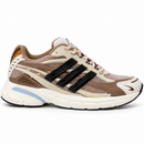 Adidas x Pharrell Jellyfish Off-White & Brown — lateral em fundo branco