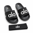 Kit Alo Slide + Tiara black — par e tiara em estúdio