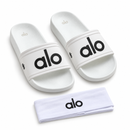 Kit Alo Slide + Tiara white — par e tiara em estúdio