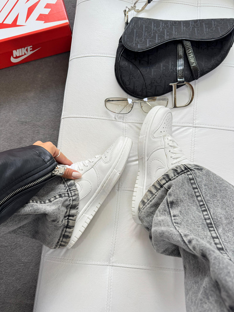 Nike Dunk low pro luxo - branco