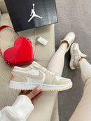 Tênis Jordan low 01 - 0ff