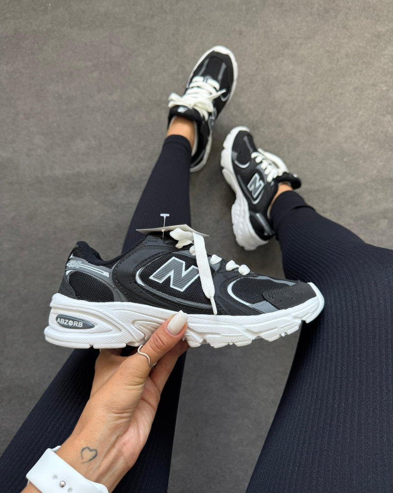 New balance 530 - Preto/branco