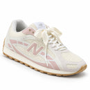 New Balance 204 L - Off/Rose - frente em três quartos à direita