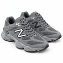 New Balance 9060 - Grafite - par em três quartos