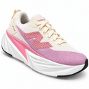 New Balance FuelCell Rebel V5 Off White/Rosê — vista frontal em três quartos, ponta para a direita