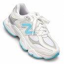 New Balance 9060 Branco/Azul BB — vista superior oblíqua adaptada