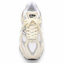 New Balance 9060 Bege/Branco — vista superior de um tênis