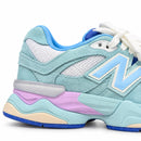 New Balance 9060 Sky Lilac — detalhe lateral do calcanhar adaptado