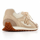 New Balance 204 L Off/Marrom — vista traseira em três quartos