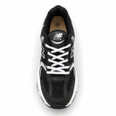 New Balance 530 Preto/Branco — vista superior