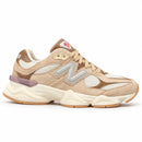 New Balance 9060 Areia — vista lateral, ponta à direita