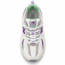 New Balance 530 White / Purple / Mint em estúdio, vista superior.