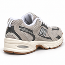 New Balance 530 Gray/Caramel - traseira diagonal e ABZORB lateral