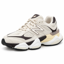 New Balance 9060 – Beige, Grey & Coffee — foto 3 em fundo branco