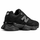 New Balance 9060 – Black — foto 5 em fundo branco