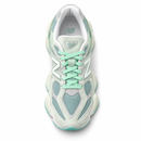New Balance 9060 – Green & Mint — foto 4 em fundo branco