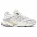 New Balance 9060 – Light Grey & White — foto 1 em fundo branco