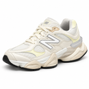 New Balance 9060 – Off-White & Mint — foto 3 em fundo branco