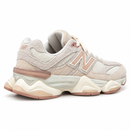 New Balance 9060 – Off-White & Salmon — foto 5 em fundo branco