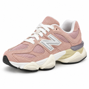 New Balance 9060 – Rose — foto 3 em fundo branco