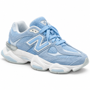 New Balance 9060 – Sky Blue — foto 6 em fundo branco