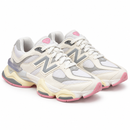 New Balance 9060 – White, Grey & Pink — foto 2 em fundo branco