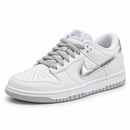 Nike Dunk SB Branco Prata - foto de estúdio 3