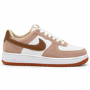 Nike Air Force 1 Camurça – lateral