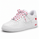 Nike Air Force F1 - Love Coração – frente esquerda