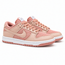 Nike Dunk Low Gucci – Blush Pink — foto de estúdio 5