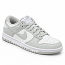 Nike Dunk Low Pro Luxo Cinza Branco - vista frontal em diagonal direita