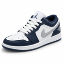 Nike Jordan Low 01 Navy Grey — vista de estúdio 3