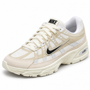 Nike P-6000 Off/Preto - vista frontal lateral