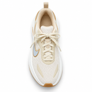 Nike Running Est 1972 – Beige Gold — vista de estúdio 4