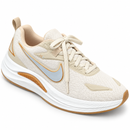 Nike Running Est 1972 – Beige Gold — vista de estúdio 6