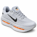 Nike Vomero Cinza/Laranja — foto de estúdio 6