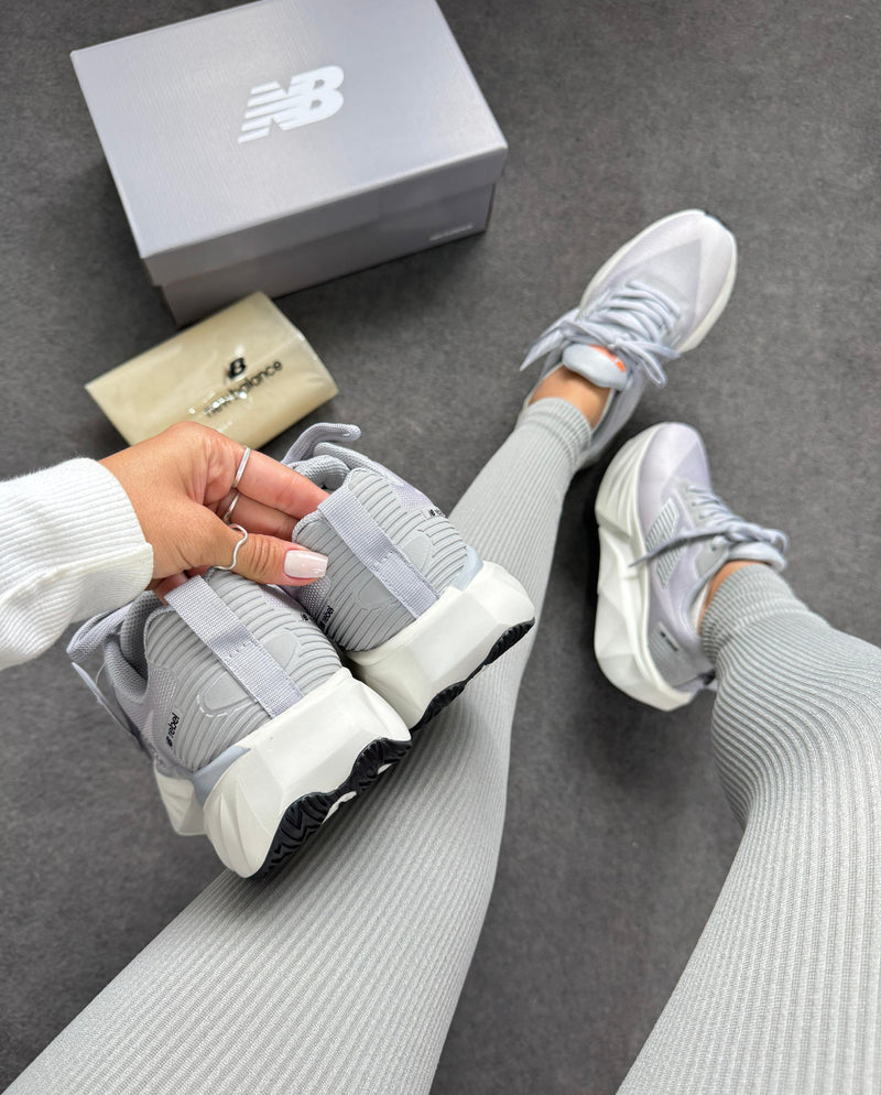 New balance Fuel Cell rebel - cinza/ cinza