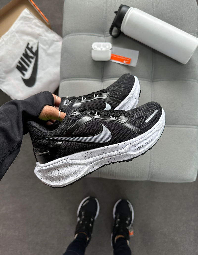 Nike Air Zoom Pegasus 41 - Preto/branco