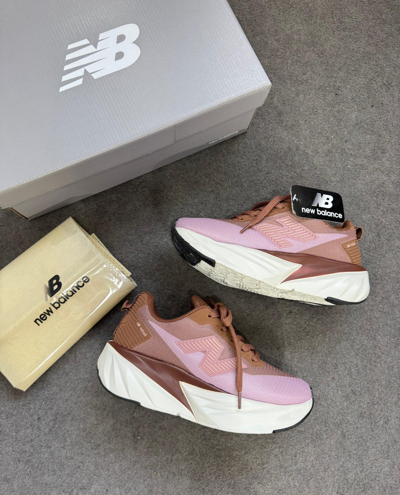 New balance Fuel Cell rebel - Caramelo/rosê