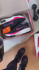 Nike Invencible Run 3 - Preto/Pink