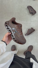 On CloudSurfer Max Premium - Chocolate