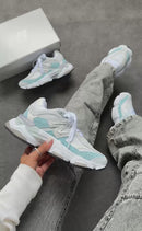 New Balance 9060 Premium - Cinza/Azul Petróleo
