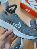 Nike Pegasus 40 - Grafite/Preto