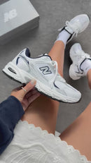 New Balance 530 1ª linha - Branco/Marinho