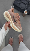 Nike Vomero Plus - Capuccino/Preto