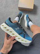 On Cloudtilt Premium - Azul Marinho