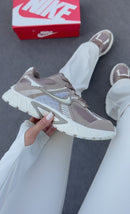 Nike V5 Rnr Gs - Taupe