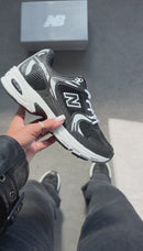 New Balance 530 - Preto/Branco
