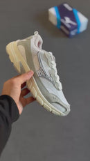 Mizuno Race S - Cinza